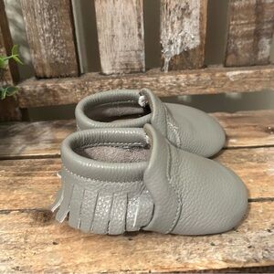 Little Love Bug Gray Moccasins Baby Size 2